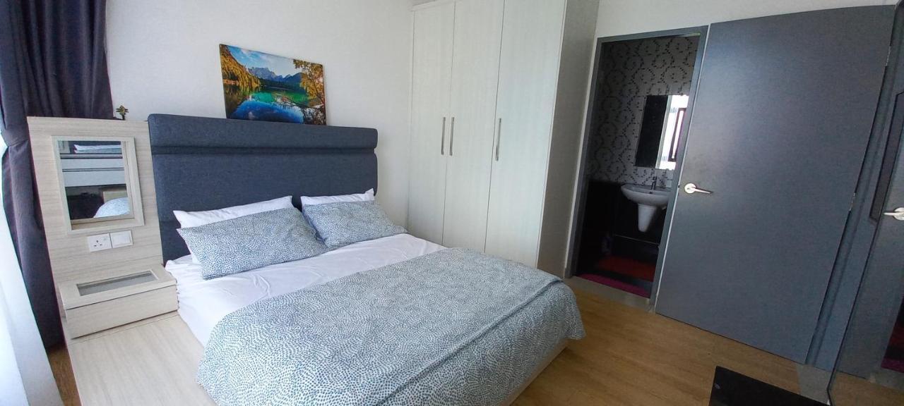 Dizad Staycation Citywoods Homestay Hsa Netflix * Johor Bahru